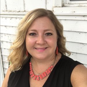 Meet your Posher, Gina